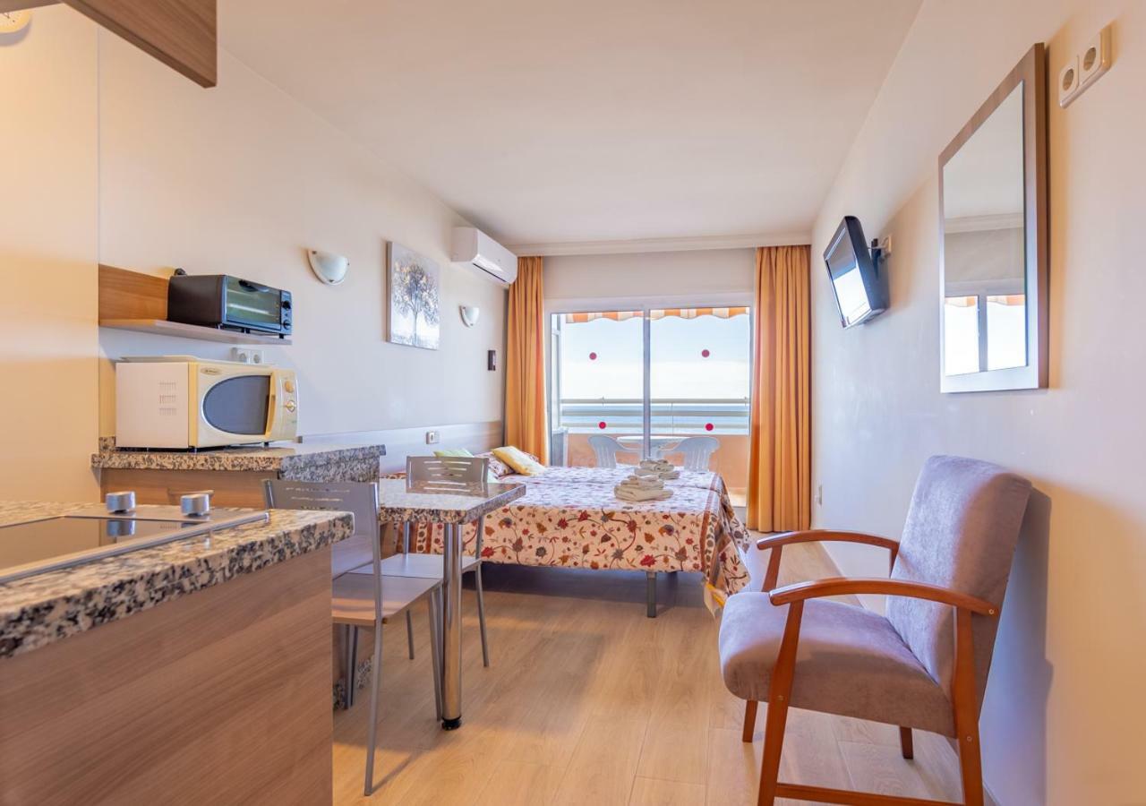 Stellamar - Paseo Maritimo Фуeнхирола Екстериор снимка